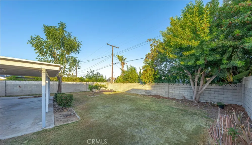 23051 Cavanaugh Road Lake Forest, CA 92630