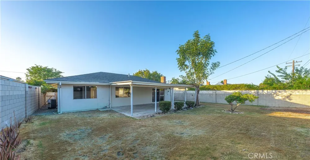 23051 Cavanaugh Road Lake Forest, CA 92630