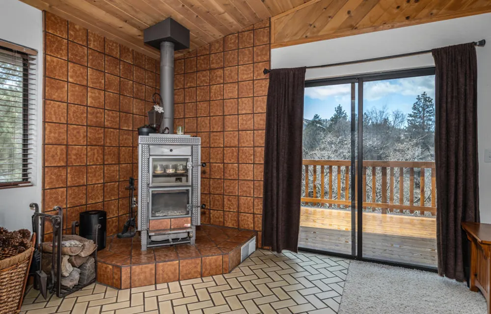 1772 Columbine Drive Big Bear, CA 92314