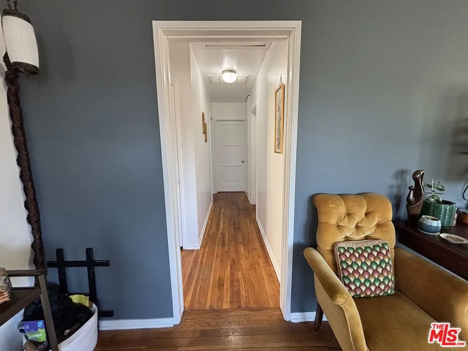 10796 Galvin Street Culver City, CA 90230