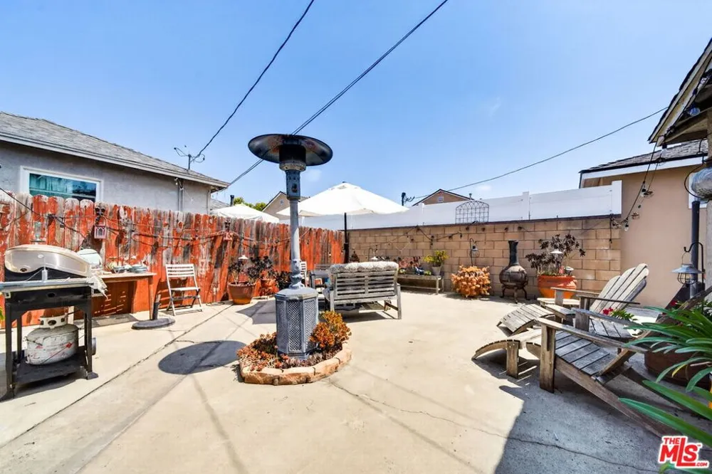 10796 Galvin Street Culver City, CA 90230