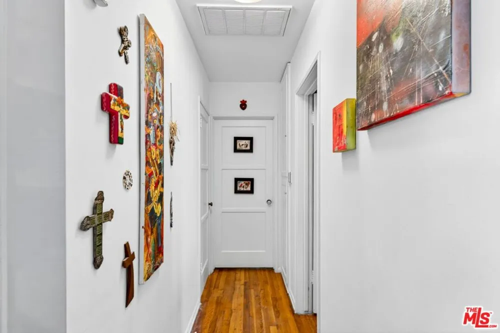 10796 Galvin Street Culver City, CA 90230