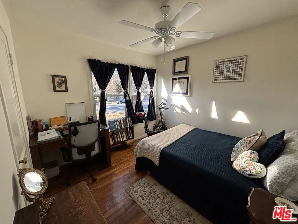 10796 Galvin Street Culver City, CA 90230