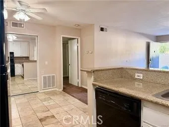 18808 Mandan #313 Canyon Country, CA 91351