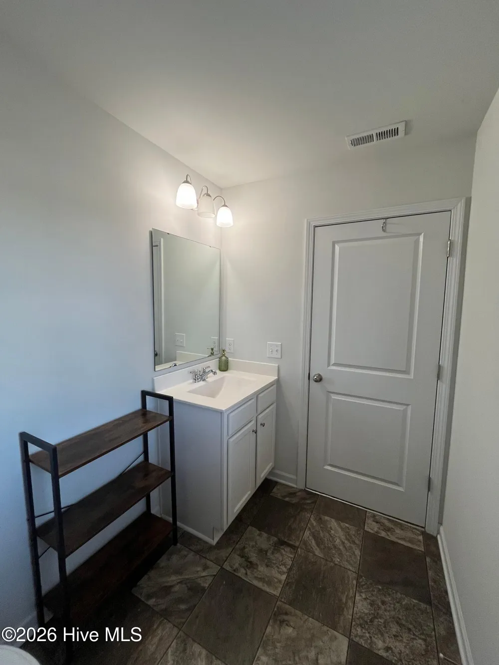 751 Stradleigh Court Leland, NC 28451