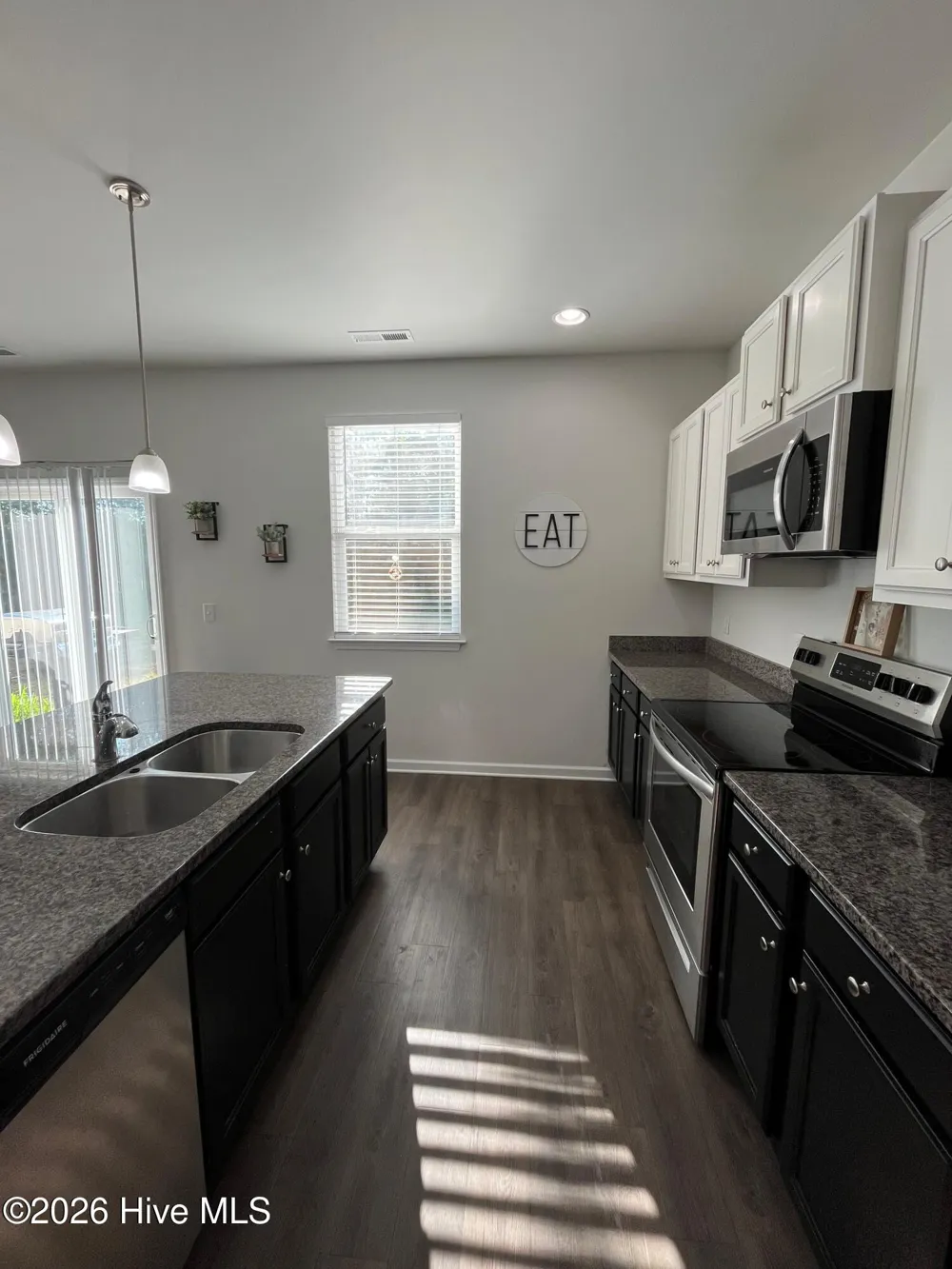 751 Stradleigh Court Leland, NC 28451