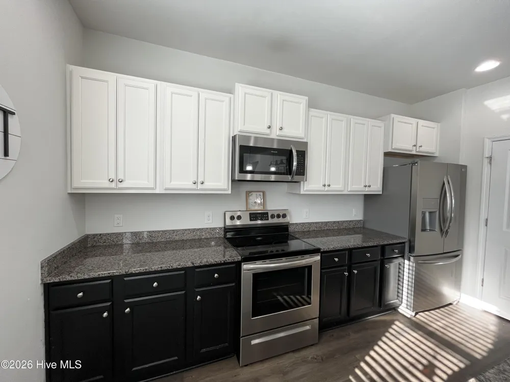 751 Stradleigh Court Leland, NC 28451