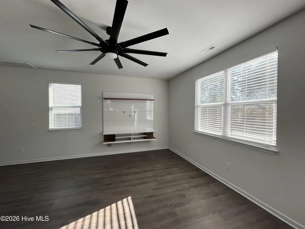 751 Stradleigh Court Leland, NC 28451