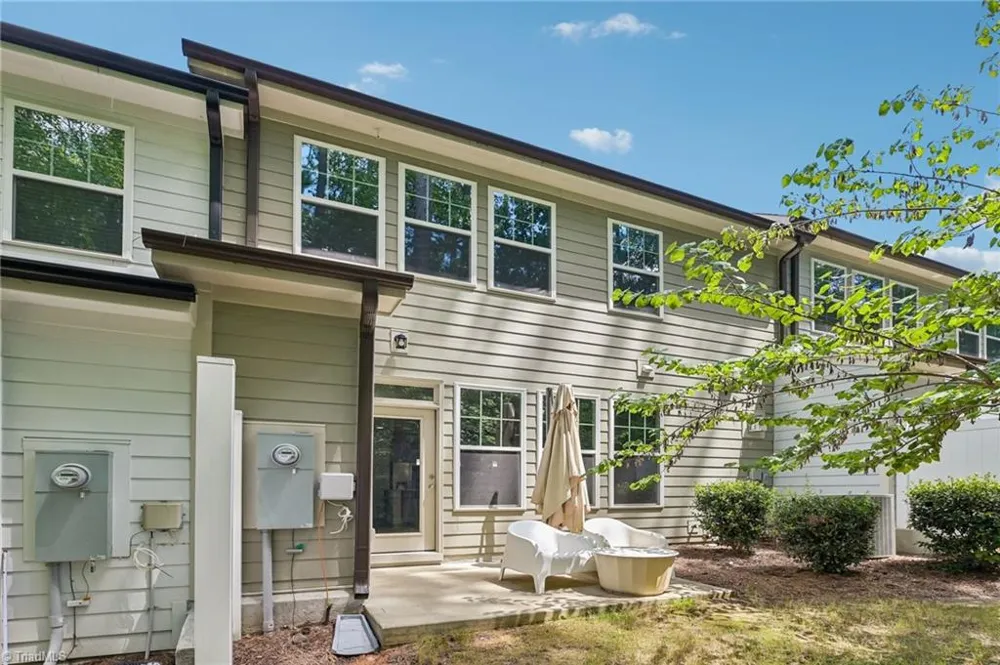 605 Newlyn Drive Raleigh, NC 27606