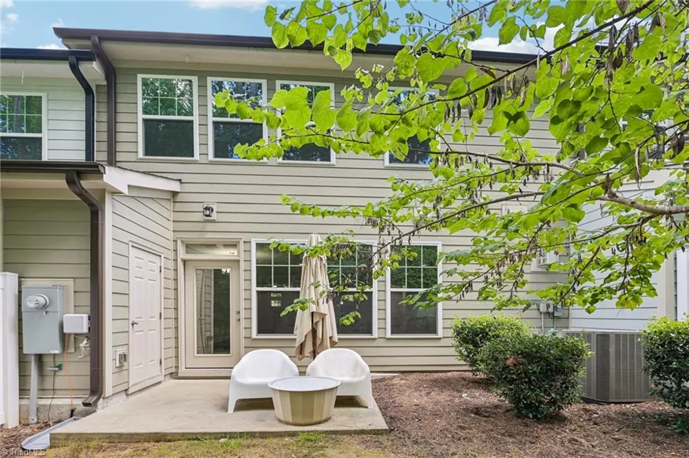 605 Newlyn Drive Raleigh, NC 27606