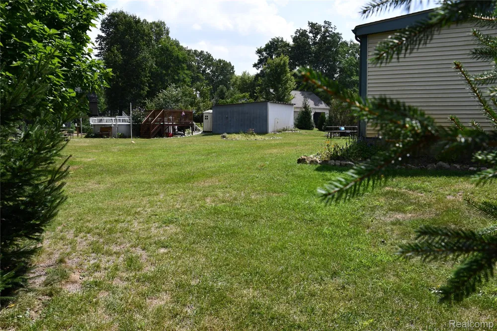 9039 Peer Road Green Oak Township, MI 48178