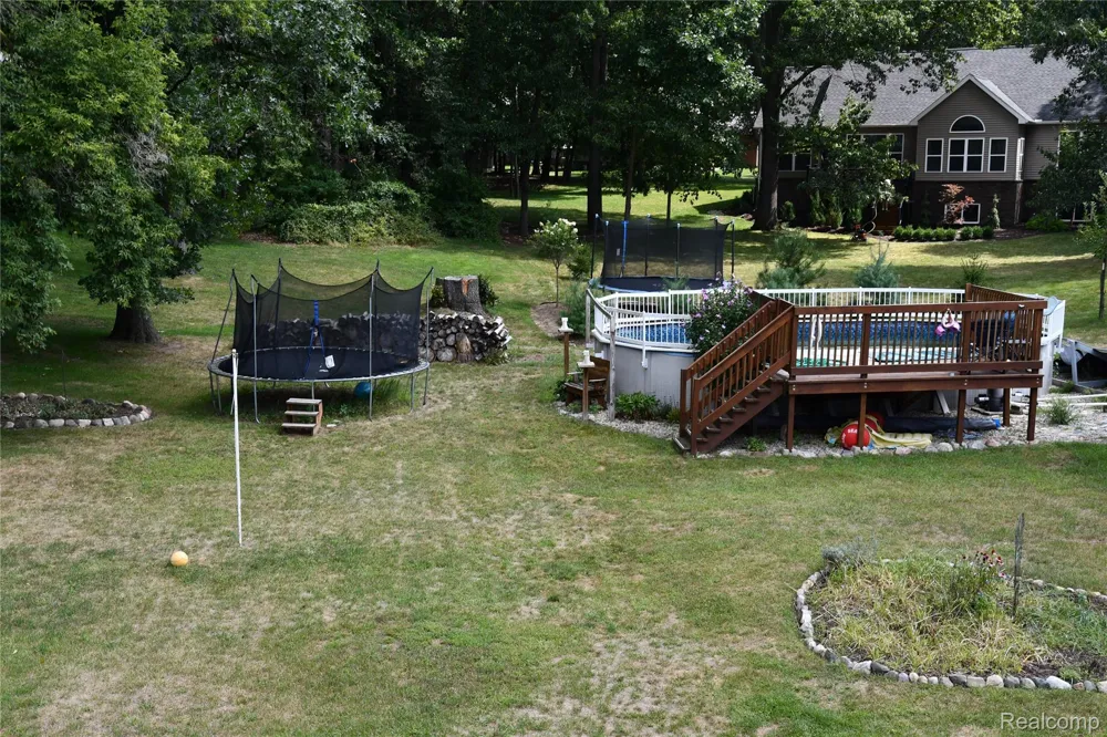 9039 Peer Road Green Oak Township, MI 48178
