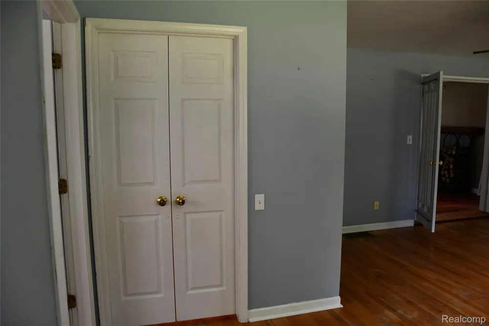 9039 Peer Road Green Oak Township, MI 48178