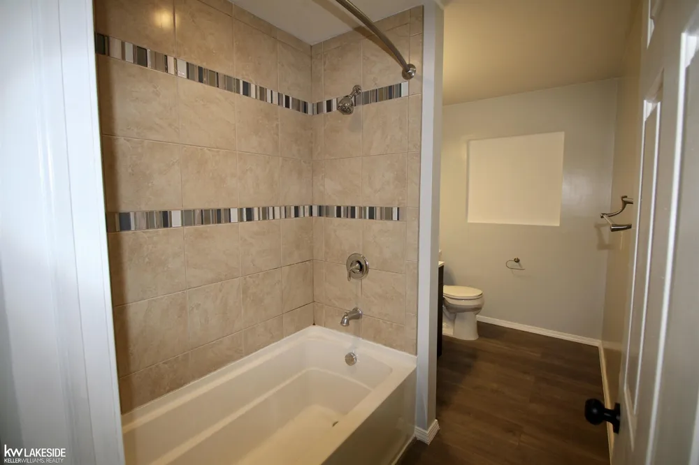 21181 24 Mile Road Macomb Township, MI 48042