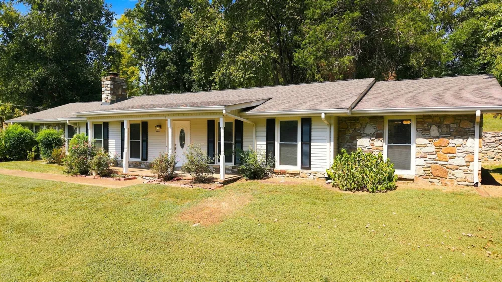 5159 Saundersville Rd Old Hickory, TN 37138