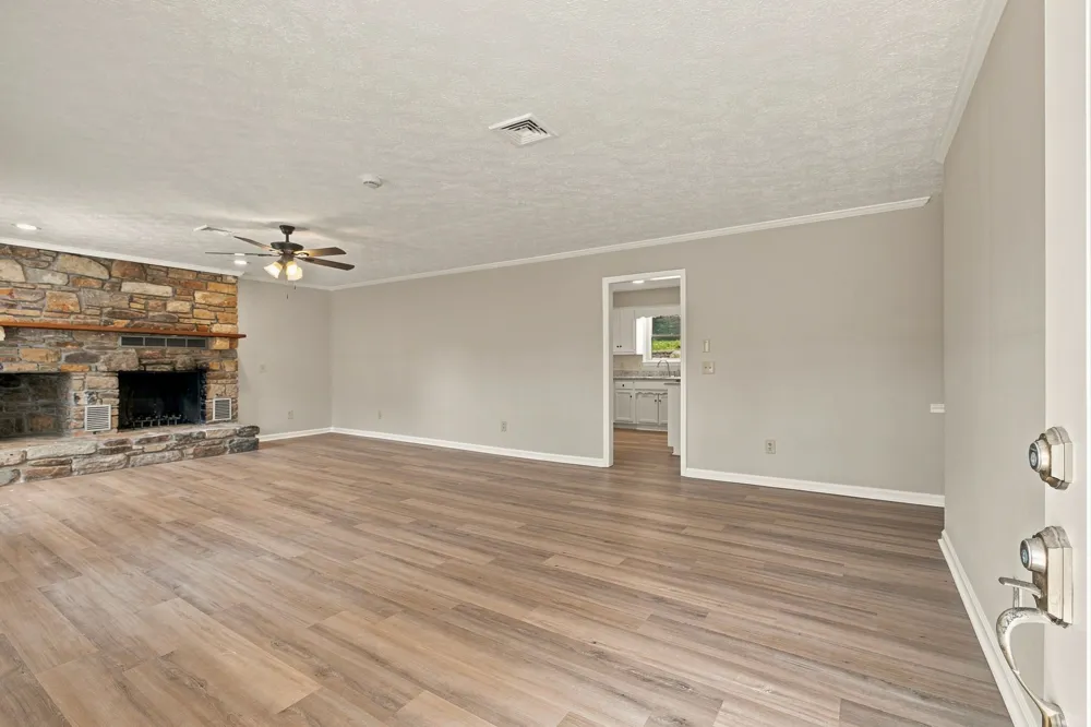 5159 Saundersville Rd Old Hickory, TN 37138