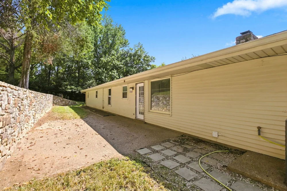 5159 Saundersville Rd Old Hickory, TN 37138