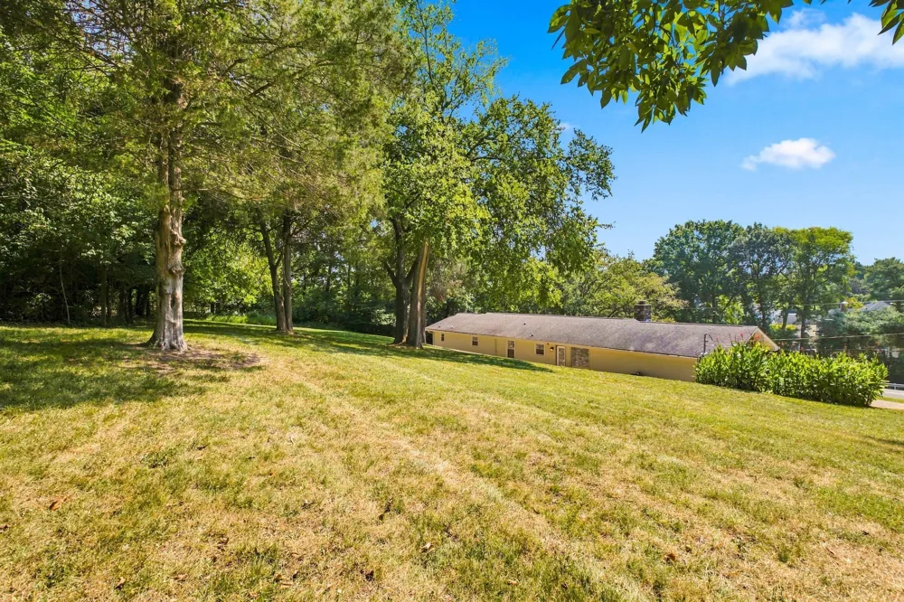 5159 Saundersville Rd Old Hickory, TN 37138