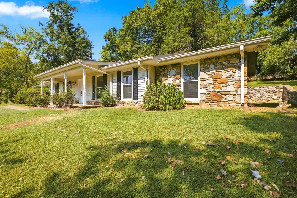 5159 Saundersville Rd Old Hickory, TN 37138