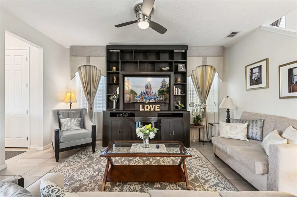1832 SANDY PARK TRAIL Kissimmee, FL 34747