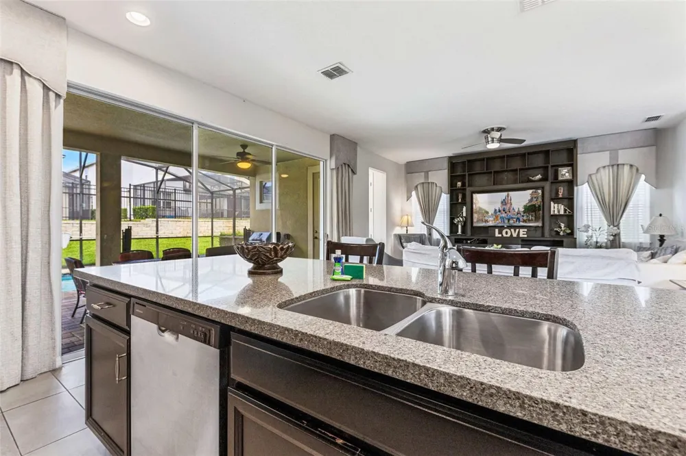 1832 SANDY PARK TRAIL Kissimmee, FL 34747