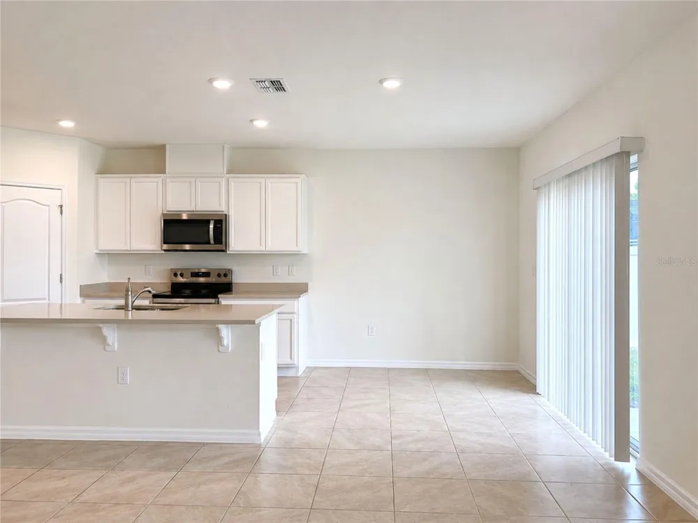 869 AMBLESIDE DRIVE Haines City, FL 33844