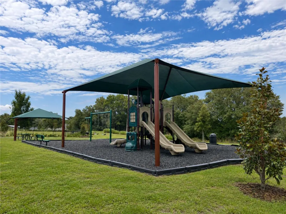 869 AMBLESIDE DRIVE Haines City, FL 33844