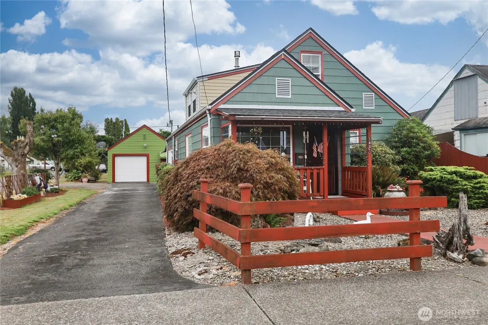 1401 Bay Avenue Aberdeen, WA 98520
