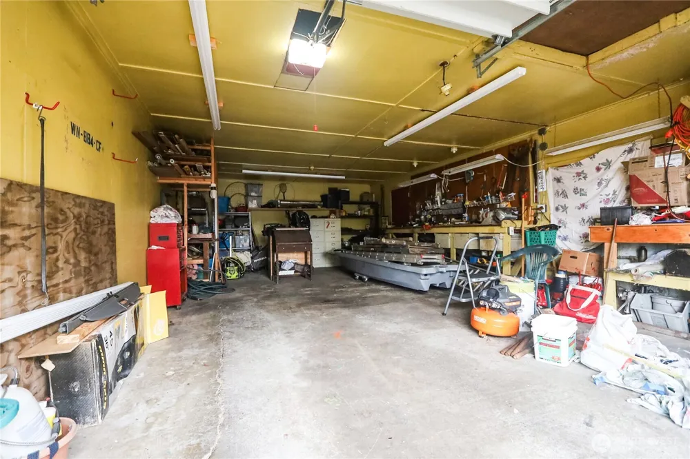1401 Bay Avenue Aberdeen, WA 98520