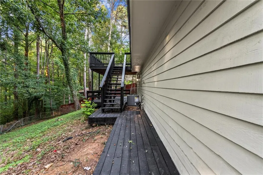 3044 Jami Ct Snellville, GA 30039