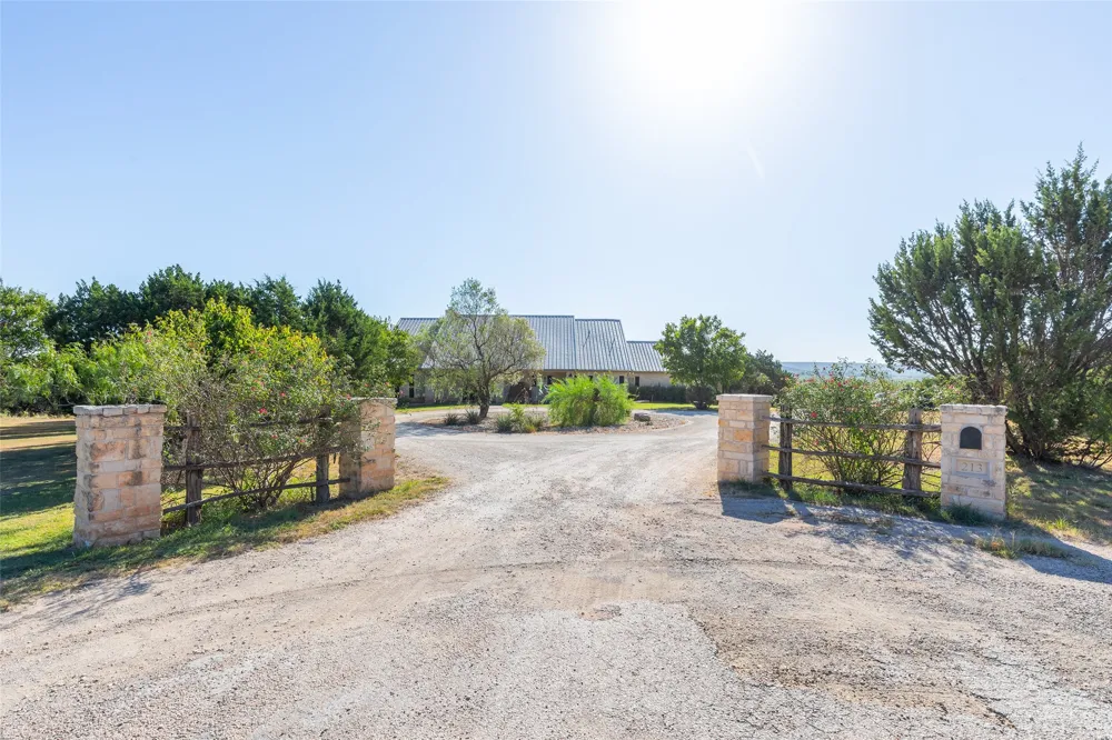 213 Olivias Court Tuscola, TX 79562