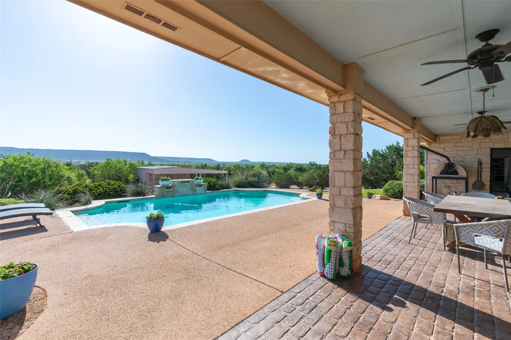 213 Olivias Court Tuscola, TX 79562
