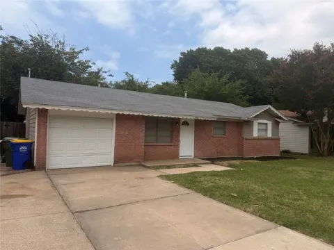 6541 Avalon