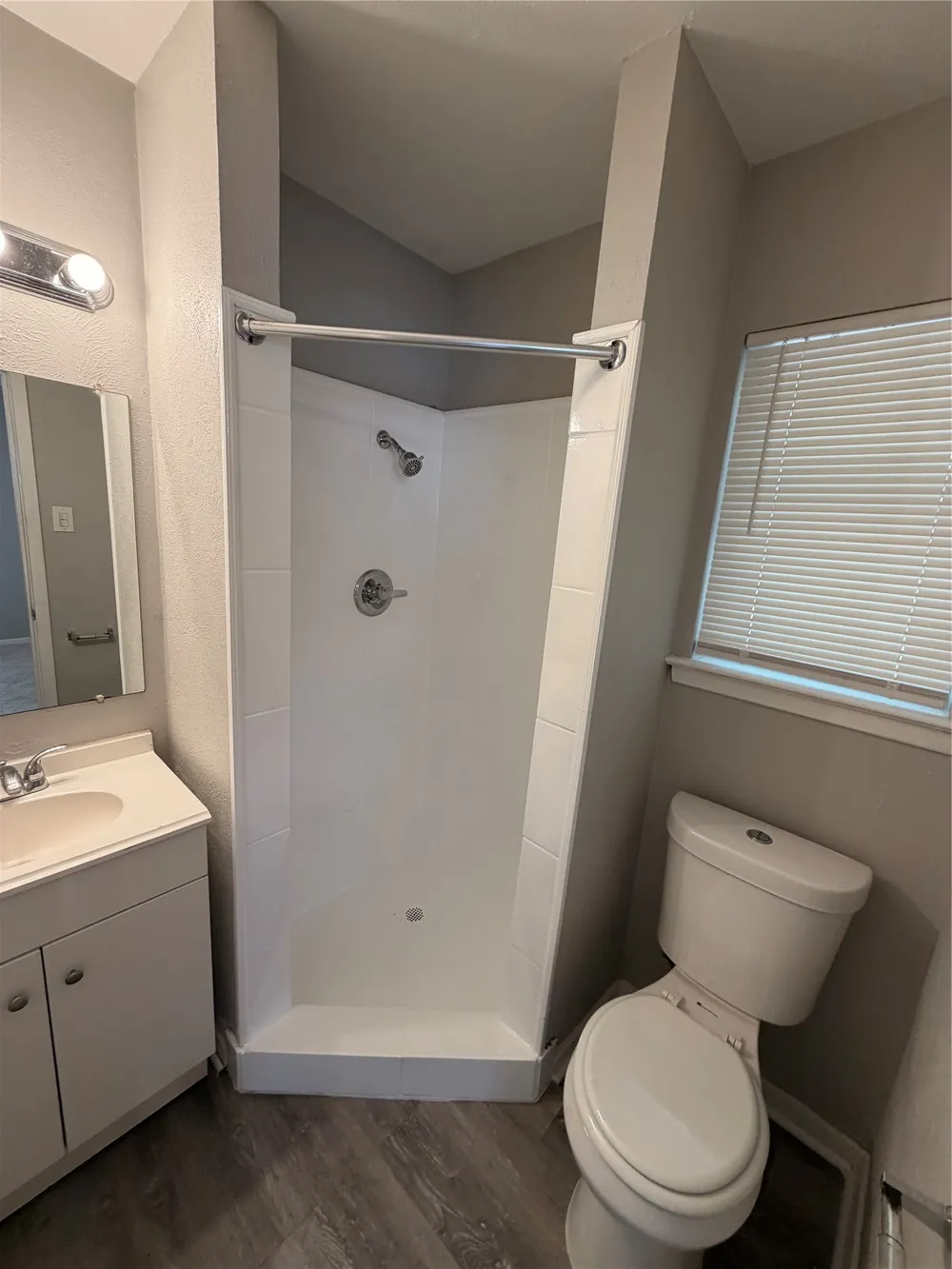 6541 Avalon Watauga, TX 76148