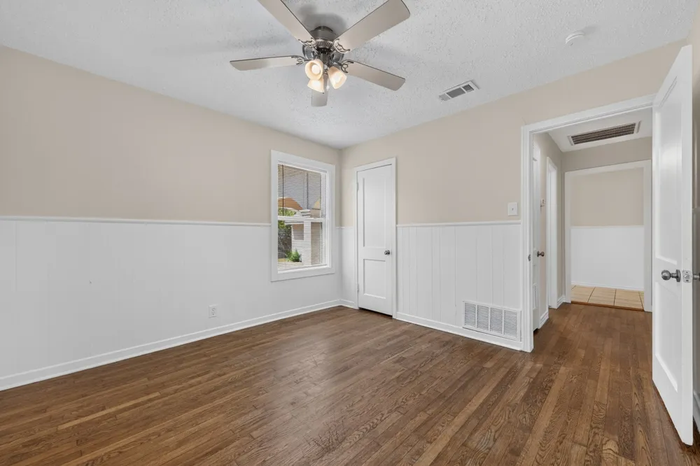 2358 Norwood Drive Dallas, TX 75228