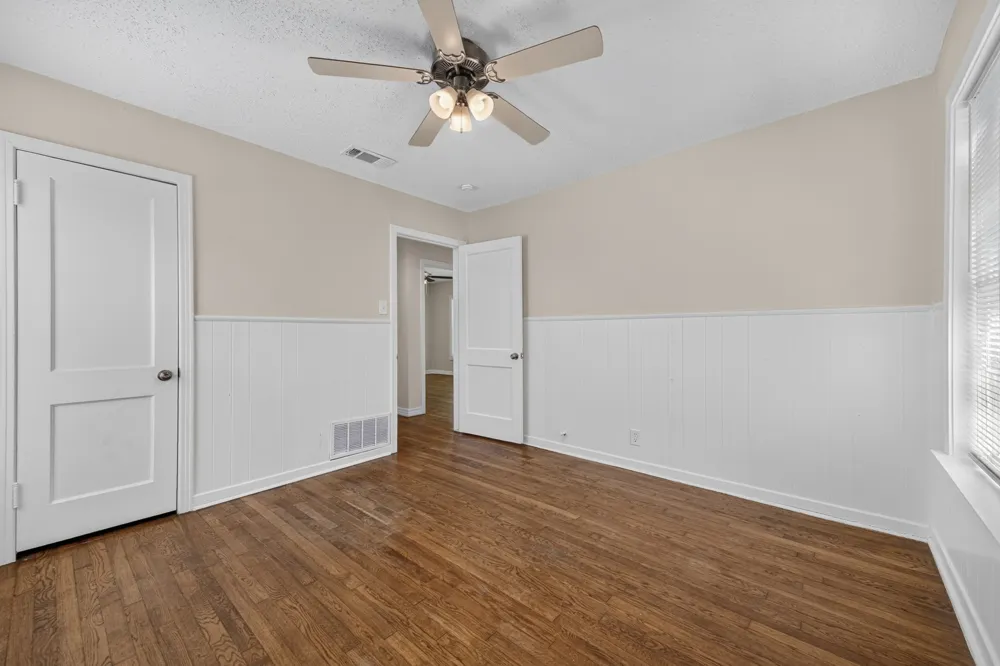2358 Norwood Drive Dallas, TX 75228