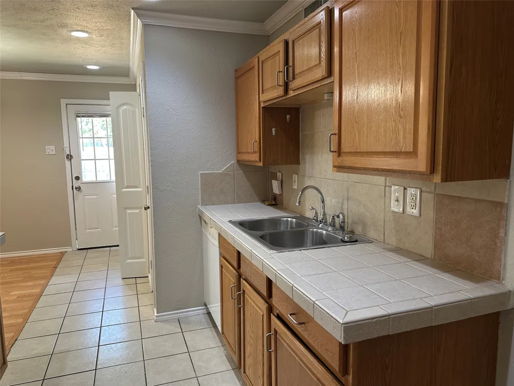 563 Oldbridge Drive Allen, TX 75002