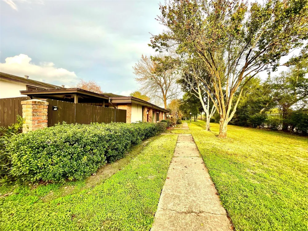 12010 Mighty Oak Drive #A Houston, TX 77066