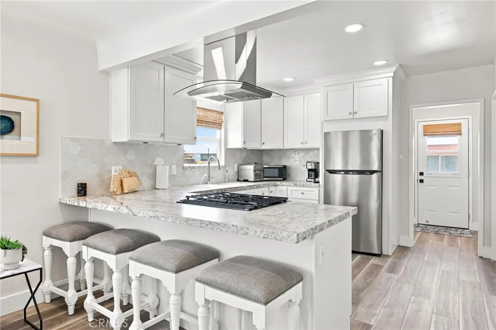 341 Main Pismo Beach, CA 93449