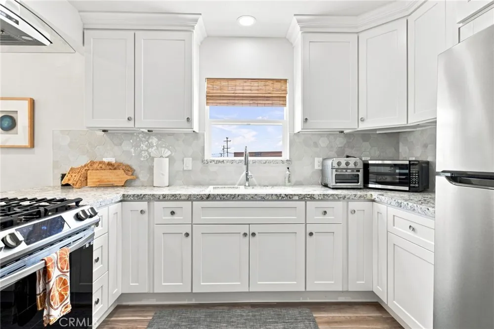 341 Main Pismo Beach, CA 93449