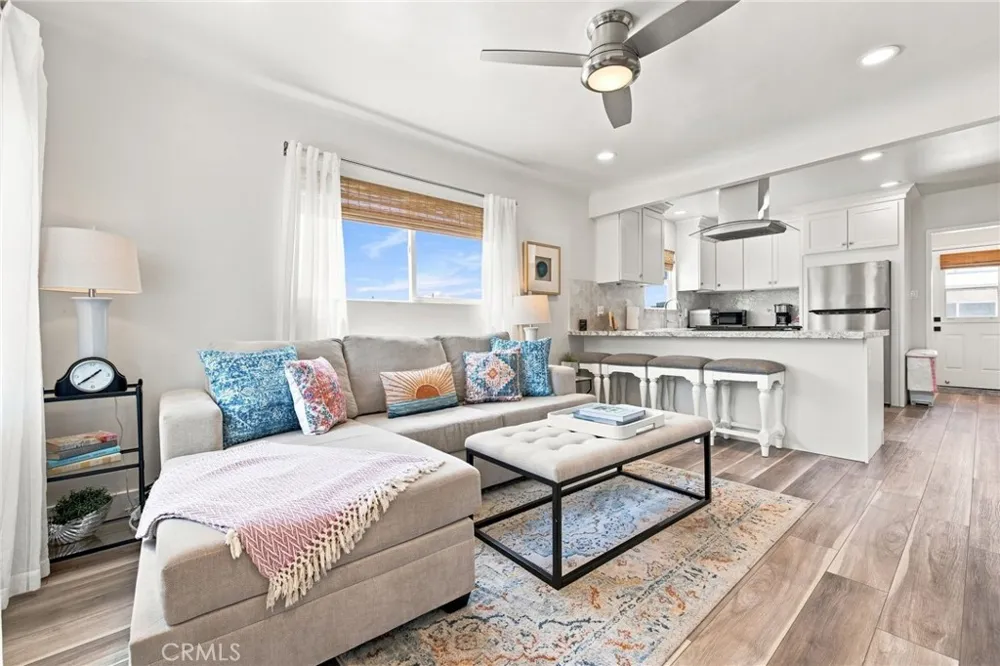 341 Main Pismo Beach, CA 93449
