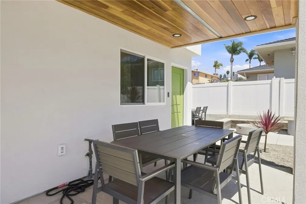 341 Main Pismo Beach, CA 93449