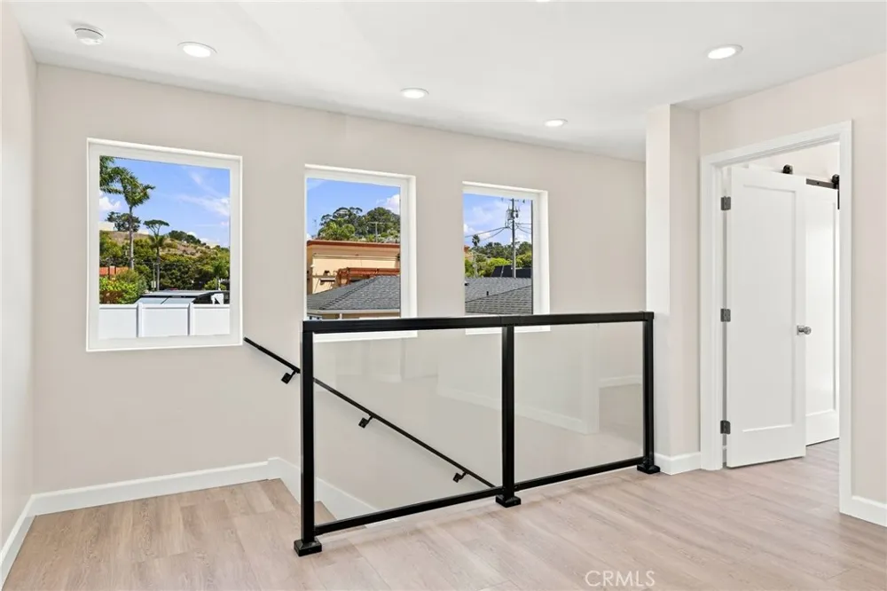 341 Main Pismo Beach, CA 93449