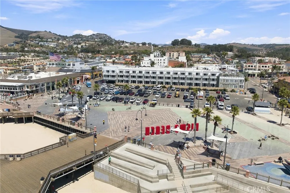 341 Main Pismo Beach, CA 93449