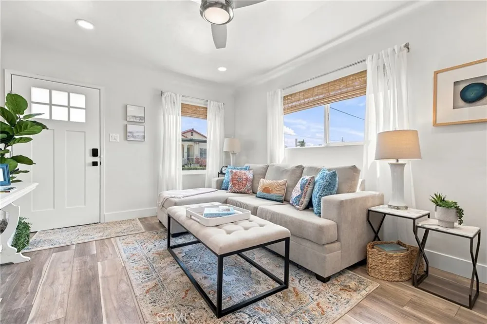 341 Main Pismo Beach, CA 93449