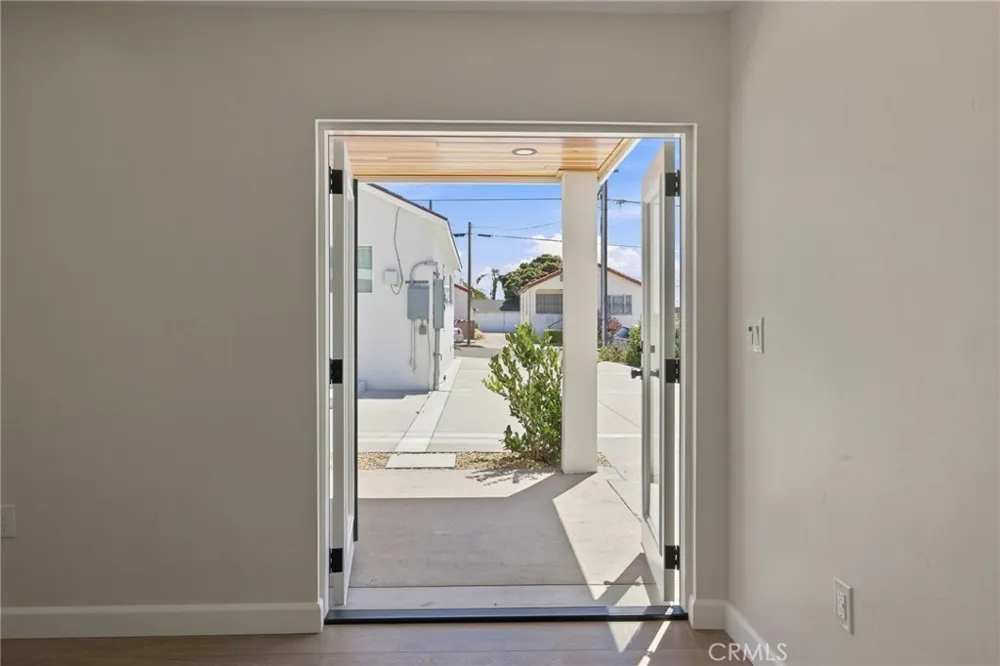 341 Main Pismo Beach, CA 93449