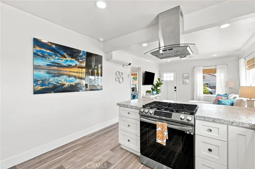 341 Main Pismo Beach, CA 93449