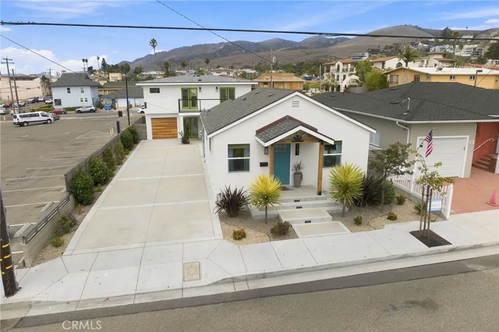 341 Main Pismo Beach, CA 93449