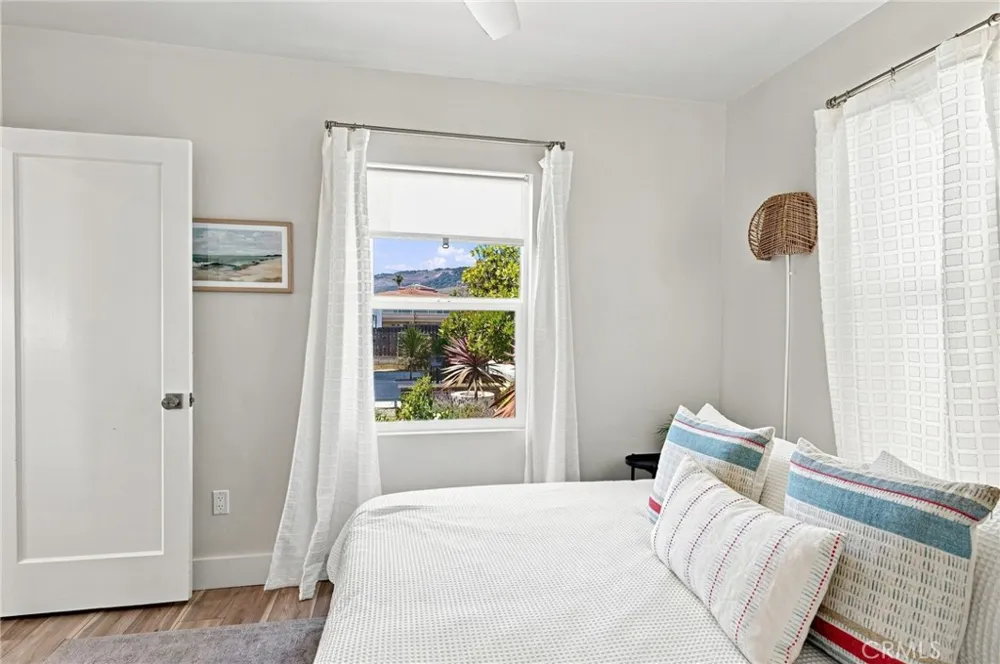 341 Main Pismo Beach, CA 93449