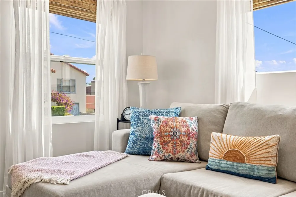 341 Main Pismo Beach, CA 93449